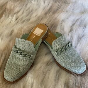 Dolce Vita light green mule
